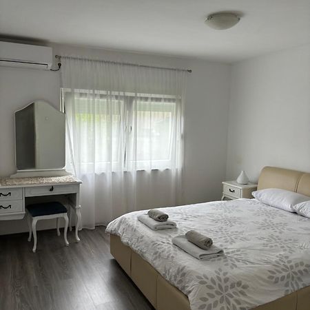Appartamento Mamma Mia! Mostar Esterno foto
