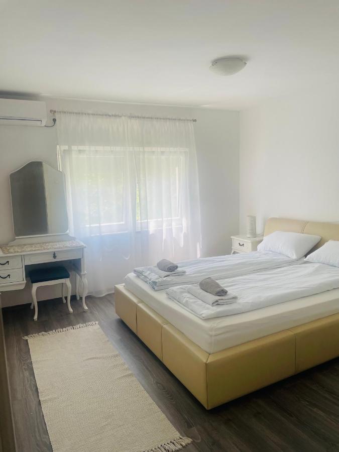 Appartamento Mamma Mia! Mostar Esterno foto