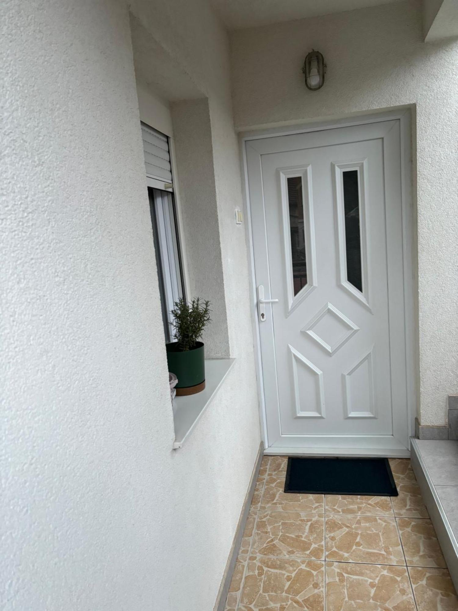 Appartamento Mamma Mia! Mostar Esterno foto